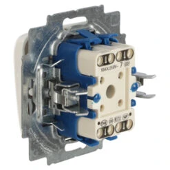 Busch-Jaeger Reflex SI Kruisschakelaar Wit -InterieurKunst Verkoopwinkel 123 1012