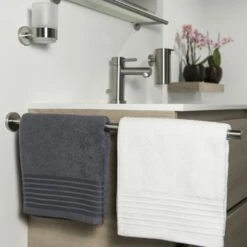 Tiger Telescopisch Handdoekrek Boston RVS 16 Tiger Telescopisch Handdoekrek Boston RVS -InterieurKunst Verkoopwinkel 123 10849