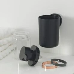 Tiger Zeepdispenser Urban Hangend Zwart 16 Tiger Zeepdispenser Urban Hangend Zwart -InterieurKunst Verkoopwinkel 123 11374