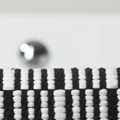 SEALSKIN Badmat Bandra Zwart 60x90cm -InterieurKunst Verkoopwinkel 123 11706