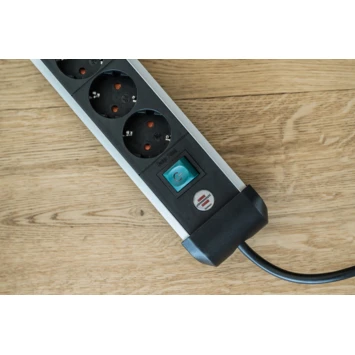 Brennenstuhl Premium-Alu-Line Stekkerdoos 10-voudig Met Schakelaar Aluminium 3 Meter 7 Brennenstuhl Premium-Alu-Line Stekkerdoos 10-voudig Met Schakelaar Aluminium 3 Meter - Afbeelding 7