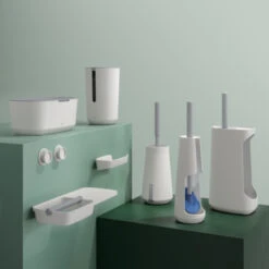 Tiger Toiletborstelhouder TESS Met Opbergfunctie Vrijstaand En Swoop Borstel Flexibel Wit/lichtgrijs -InterieurKunst Verkoopwinkel 123 16619