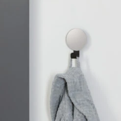 Sealskin Haak Met Spiegel Brix Zwart 8 Sealskin Haak Met Spiegel Brix Zwart -InterieurKunst Verkoopwinkel 123 16671