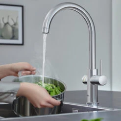 Grohe Red Compact Keukenkraan Met C-uitloop En 4 Liter Kokend Water Boiler Chroom -InterieurKunst Verkoopwinkel 123 18071