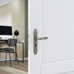 GAMMA Deurkrukset Argos Langschild Sleutel 56mm Tin Look (messing) -InterieurKunst Verkoopwinkel 123 21407