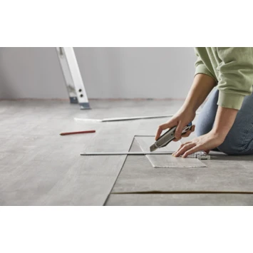 Budget PVC Peel & Stick Bellari Plank Lichtgrijs 2 Mm 3,06 M2 5 Budget PVC Peel & Stick Bellari Plank Lichtgrijs 2 Mm 3,06 M2 - Afbeelding 5