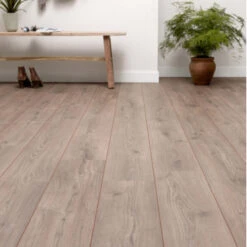 Bruynzeel Origineel Laminaat Beschermend Bruin 2V-groef 7 Mm 2,4 M2