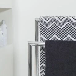 Sealskin Handdoekrek Tube Metaal Chroom -InterieurKunst Verkoopwinkel 123 8342